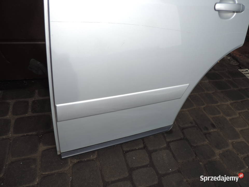 AUDI A2 DRZWI LEWY TYŁ osobowe