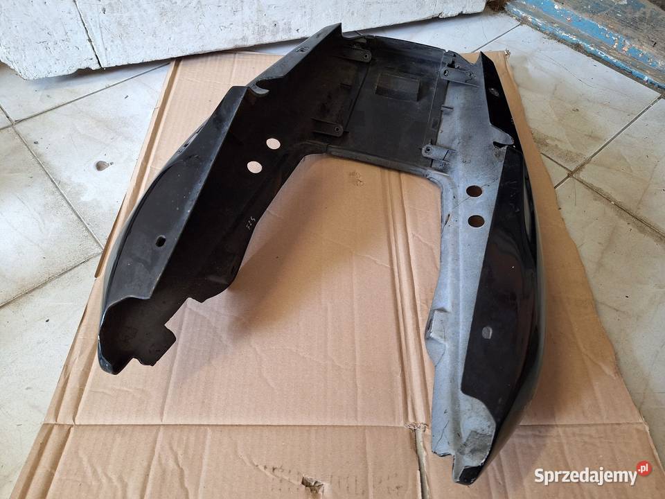 Yamaha FZS 600 ogon owiewka tył fzs600 plastik Jelenia Góra