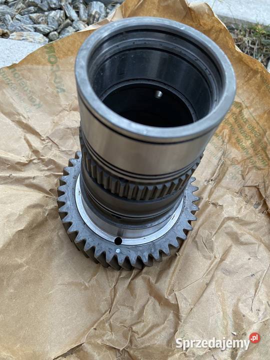 87553308 Koło napędowe T7 T7000 Magnum Puma