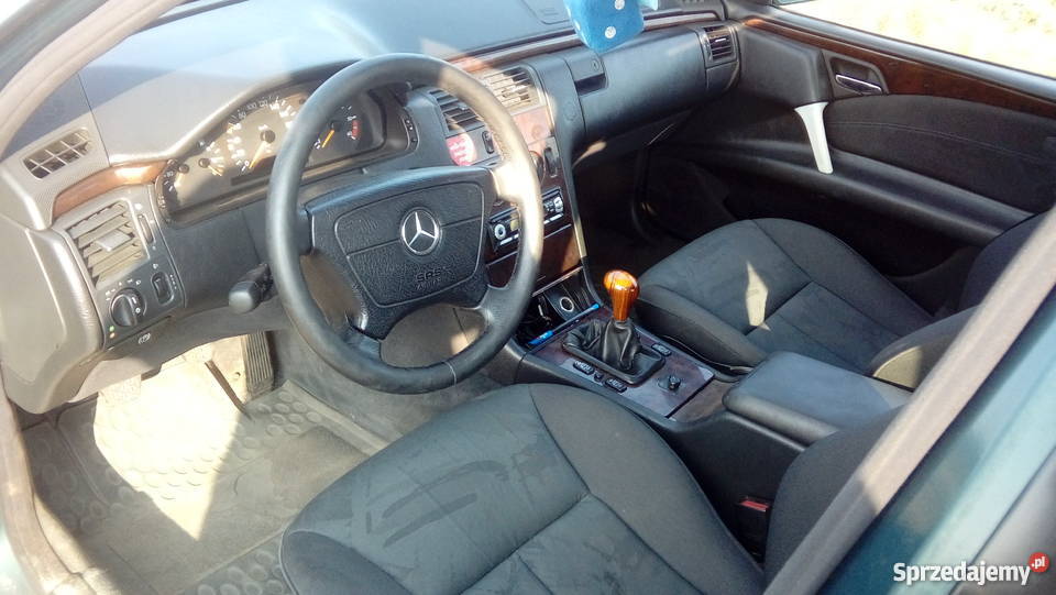 Sprzedam zamienię MercedesBenz w210 E klasa Wyszki sprzedam