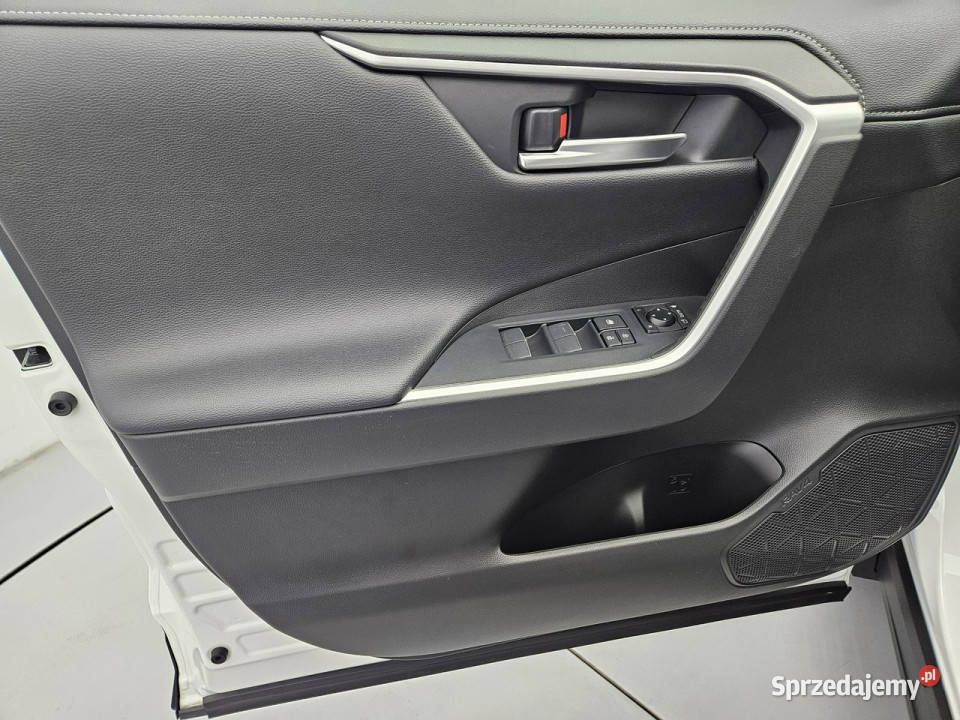 Toyota RAV4 Hybrid 4x4 Z Polskiego Salonu asystent pasa ruchu Motoryzacja