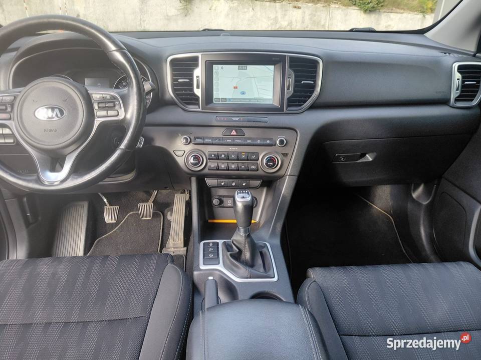 KIA SPORTAGE 2017r 16 16v 132 136 Navi Vebasto manualna Jelenia Góra
