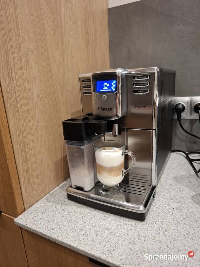 Ekspres Saeco Incanto z pojemnikiem na mleko