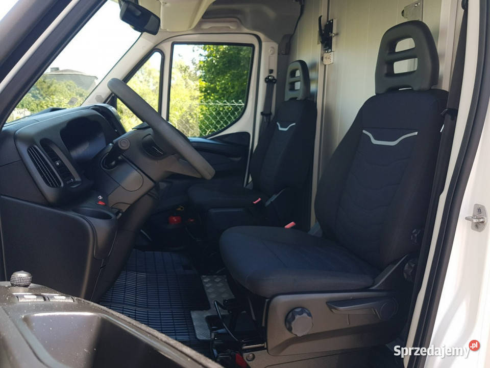 Iveco Daily KONTENER NISKOPODŁOGOWY 443x223x242 Poręba