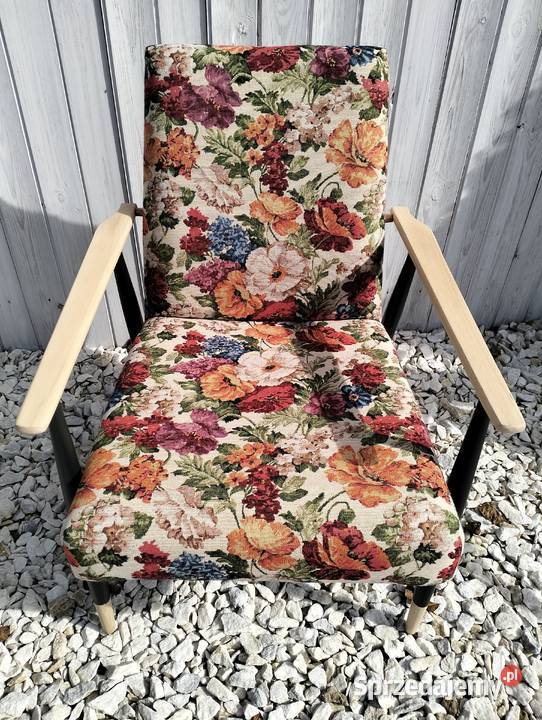 Fotel rumuński mocny zgrabny renowacji vintage Lubrza