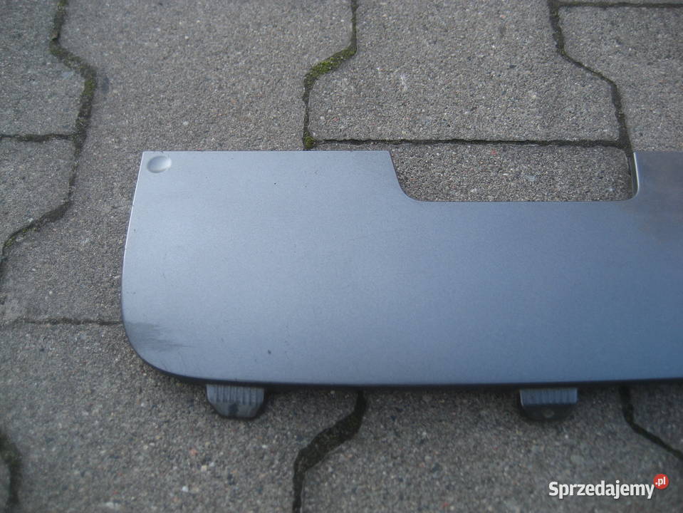 vw touran 1015r zaślepka zderzaka tył na hak osobowe