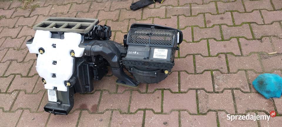 Nagrzewnica komplet JEEP GRAND CHEROKEE WK2 osobowe Nagrzewnice zachodniopomorskie Szczecin
