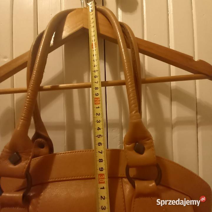 Śliczną torebkę sprzedam kolor camel skóra Torby i torebki małopolskie Nowy Sącz