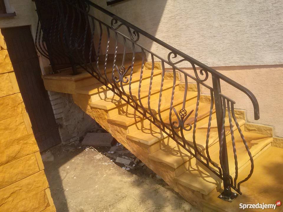 Schody z piaskowca Śmiłów