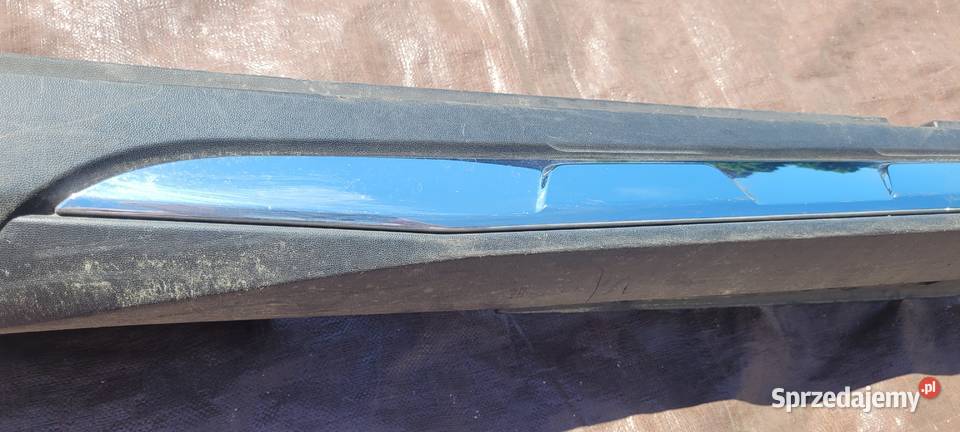 MERCEDES GLA W156 LISTWA PROGOWA PRAWA CHROM śląskie