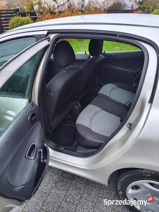Peugeot 206 14 benzyna KFW 75 2005 przebieg 206 Samochody osobowe Bolesławiec