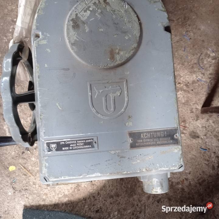 SERWOMOTOR Silnik Elektryczny 380V 076 kW Kamień Pomorski