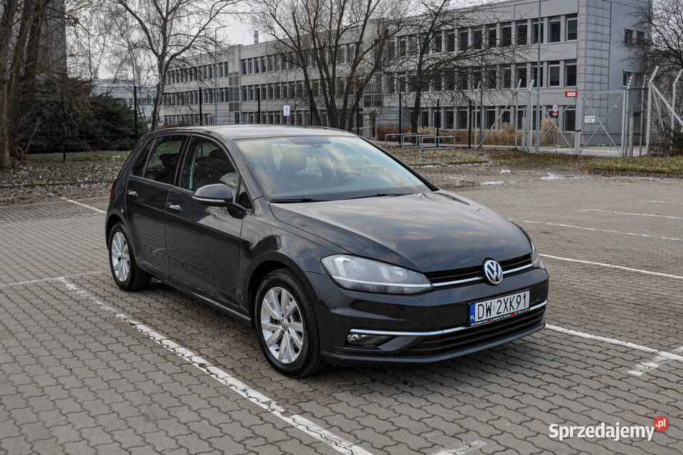 Volkswagen Golf Lift 2017 r 126 Wrocław