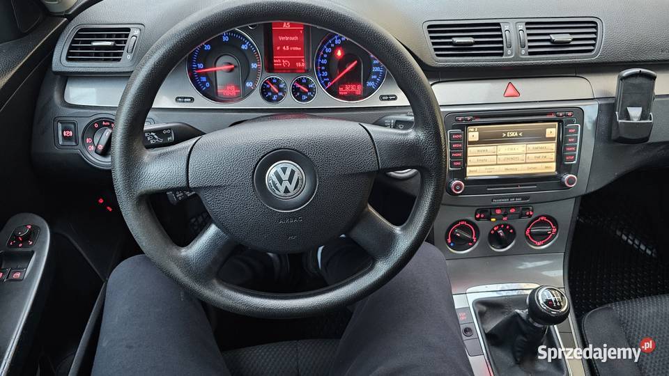 Volkswagen Passat B6 20 TDI 140 2008R Z Austrii Zarszyn