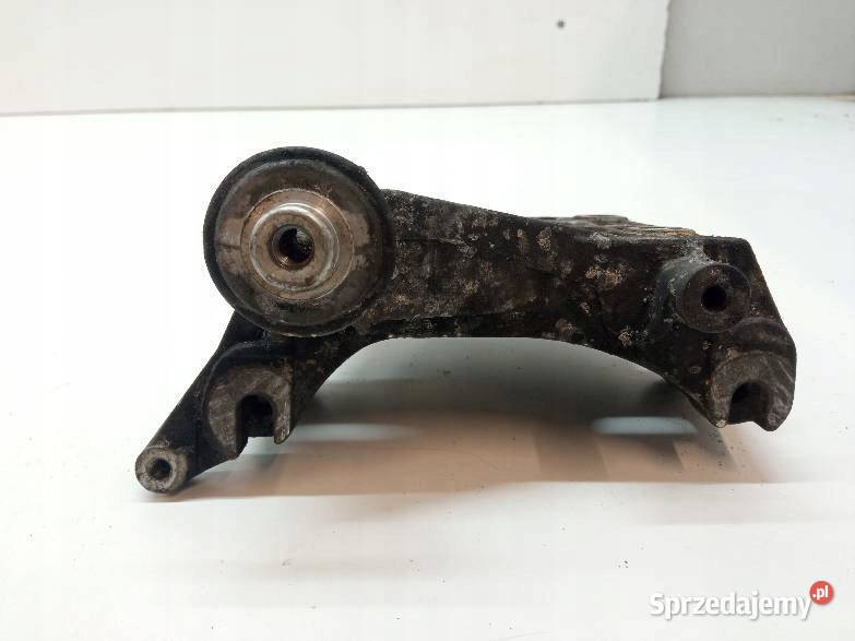 ŁAPA WSPORNIK 059903143S 30 TDI Audi A4 IV osobowe