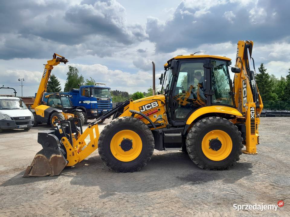 JCB 4CX 2024 1600MTH DUALDRIVE 3CX CAT CASE nie Krotoszyn