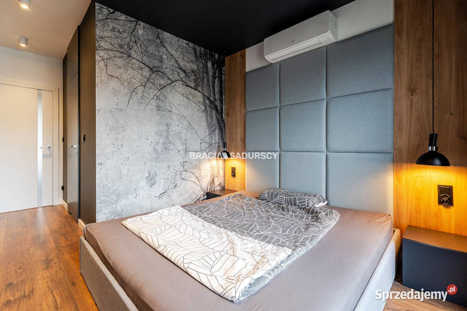 Mieszkanie sprzedam 7907m2 4 pokojowe Kraków Piętro 4 małopolskie