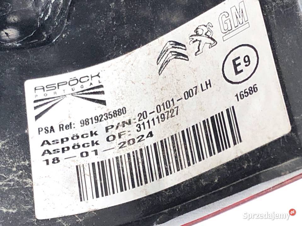LAMPA LEWY TYŁ OPEL COMBO D 9819235880 Van