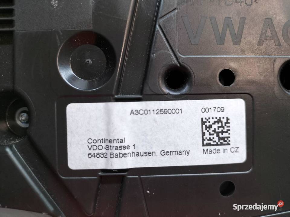 LICZNIK 3V0920750E 20 TSI 190 Skoda Superb III świętokrzyskie