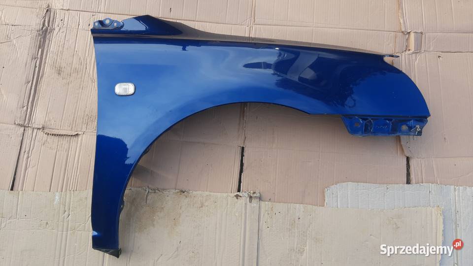 błotnik przedni prawy Toyota Avensis t25 osobowe Dębno sprzedam