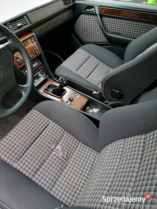 Mercedes W124S124 Kombi Sportline Wnętrze diesel Łochów