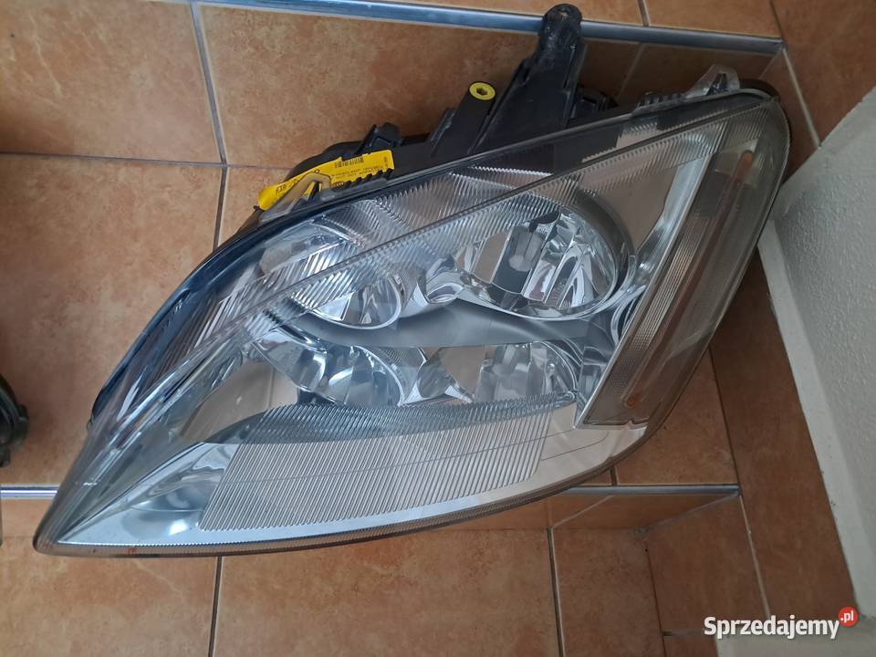 Lampy Ford Focus C komplet Hella
