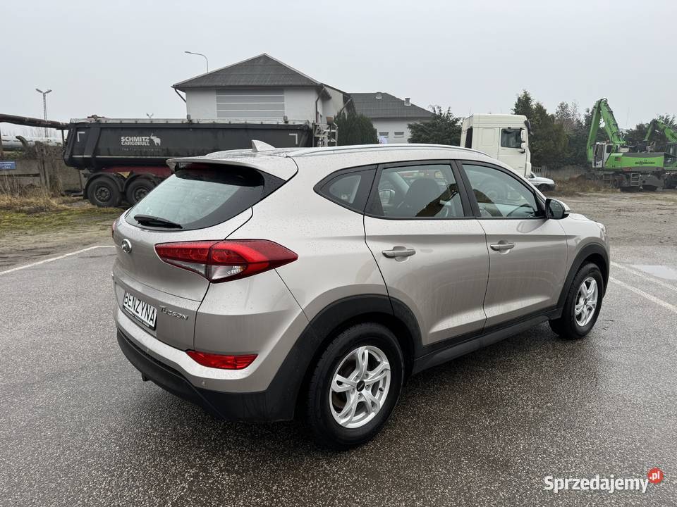 Hyundai Tucson 16 BENZYNA Klimatronik Nawigacja Konin