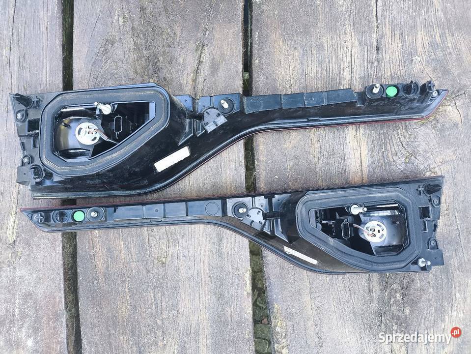 Renault Talisman kombi lampa tylna tył prawa