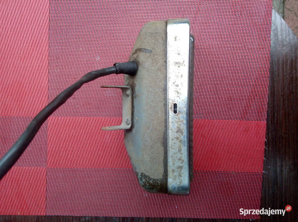 Halogen Polonez Fiat 125p PRL obudowa metal Ostrów Wielkopolski