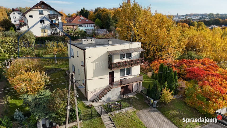 Dom w Iławie 2 mieszkania garaż i działka 709 m Nieruchomości warmińsko-mazurskie Iława sprzedam
