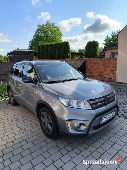 Suzuki Vitara 16i Radar Allgrip 4x4 2018r czarny Zarejestrowany w Polsce sprzedam