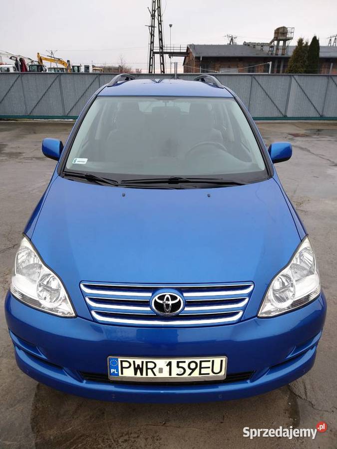 Toyota Avensis Verso Września