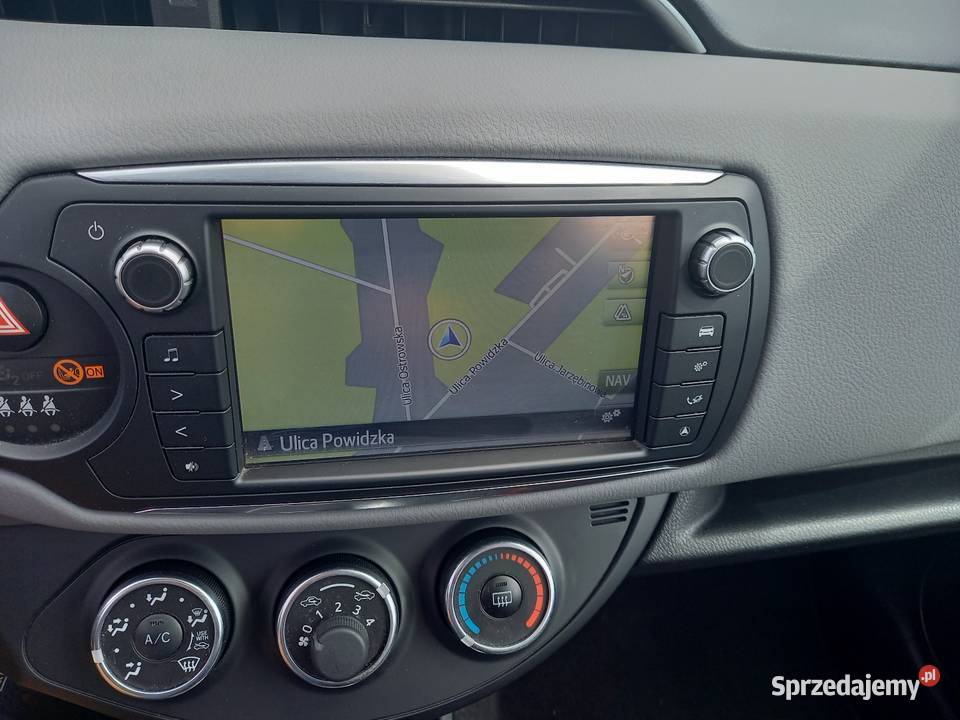 Toyota Yaris III Premium navi kamera klima 27 Gutowo Małe