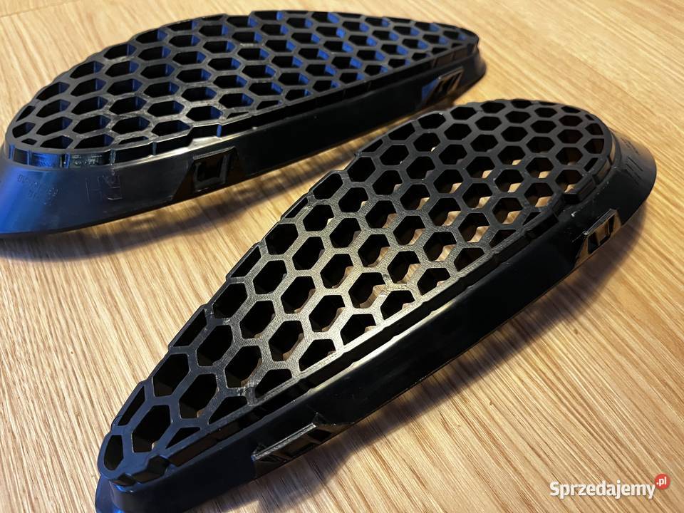 Kratki wlotu powietrza maski Grand Cherokee SRT Rok produkcji 2021