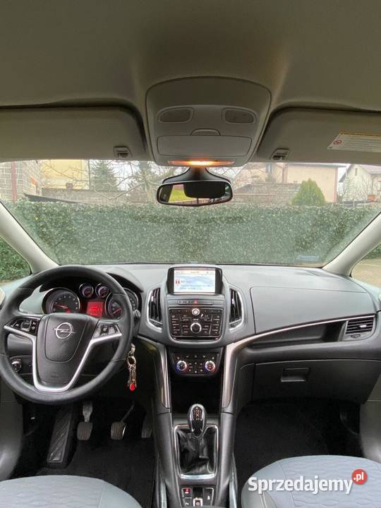 Opel Zafira Opel Zafira 2012 BenzynaLPG 387000km Radom