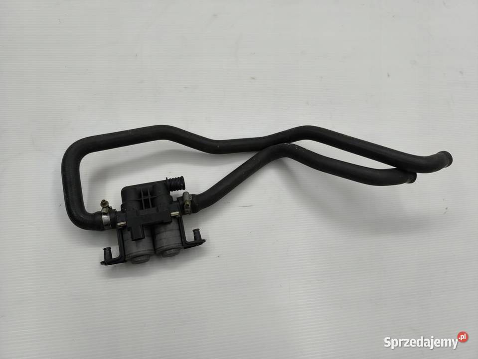 ZAWÓR POMPA WODY BMW E39 25B 8374995