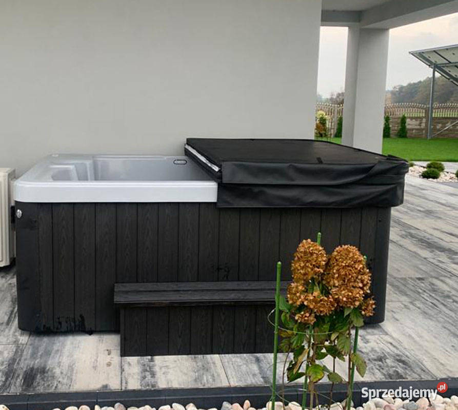 JACUZZI OGRODOWE SLIM 3 osobowe w zabudowie