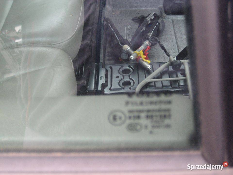 volvo xc90 0314r szyba drzwi tył lewa prawa osobowe Rakoniewice