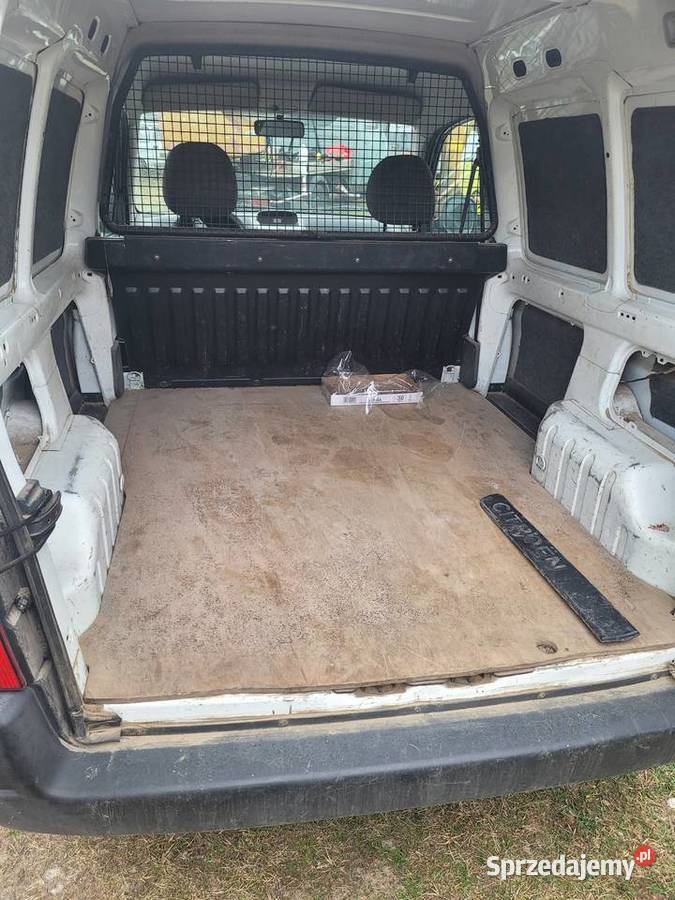 Sprzedam citroena berlingo 14 benzyna 2007r 277000km Żołynia sprzedam