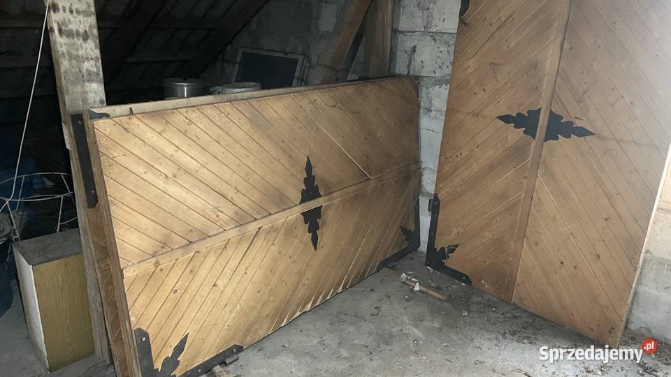 Drzwi drewniane wrota garażowe gospodarcze