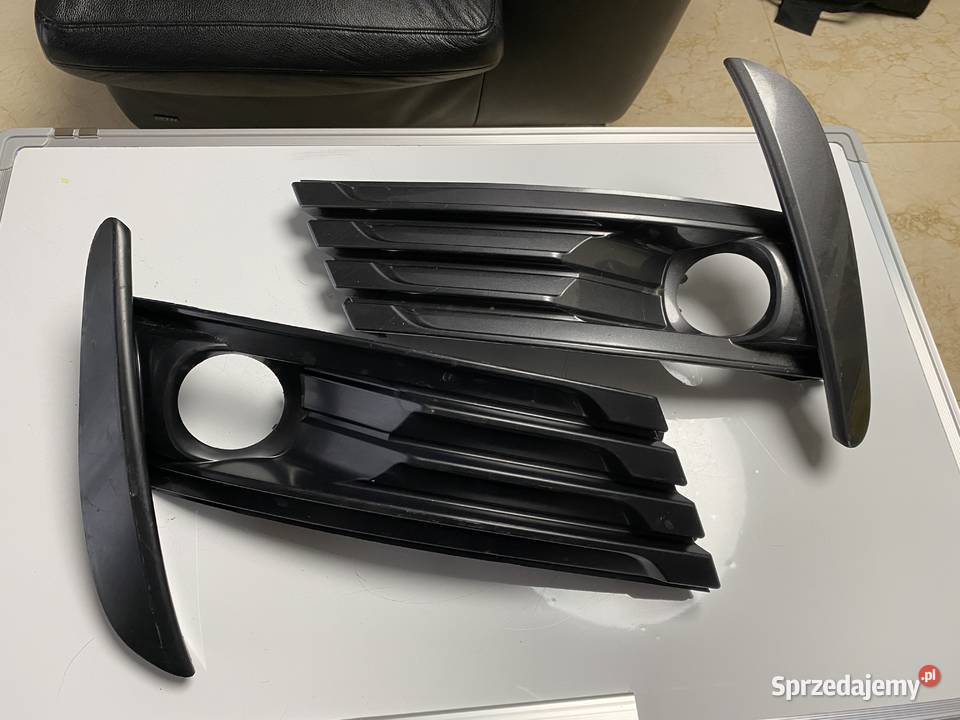 Toyota Corolla E16 E18 lift kratka zderzaka lewa