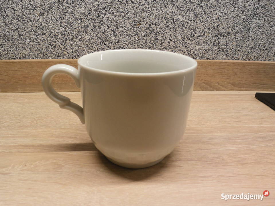 Porcelanowa filiżanka Porcelana i szkło Porcelana i szkło Raszków sprzedam