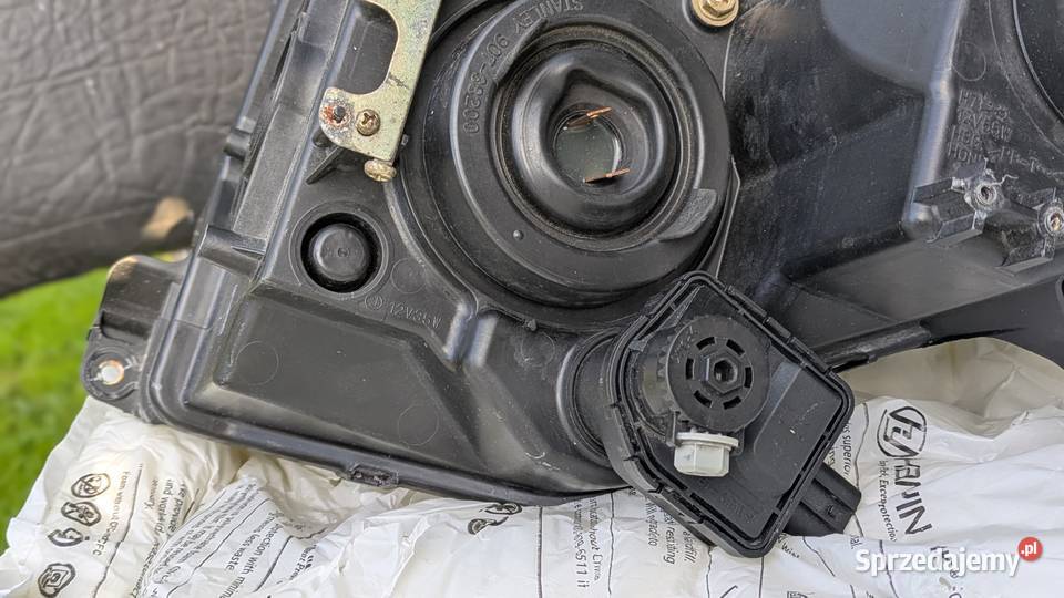 Lampa reflektorowa prawa z elektroniczną Hajnówka