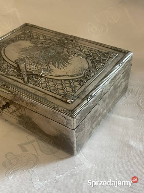 Posrebrzana kasetka z herbem Prus Kraków sprzedam