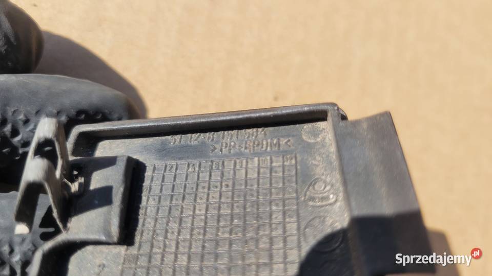 BMW 3 E36 ZAŚLEPKA HAKA HAK ZDERZAKA TYL Ruda Śląska sprzedam