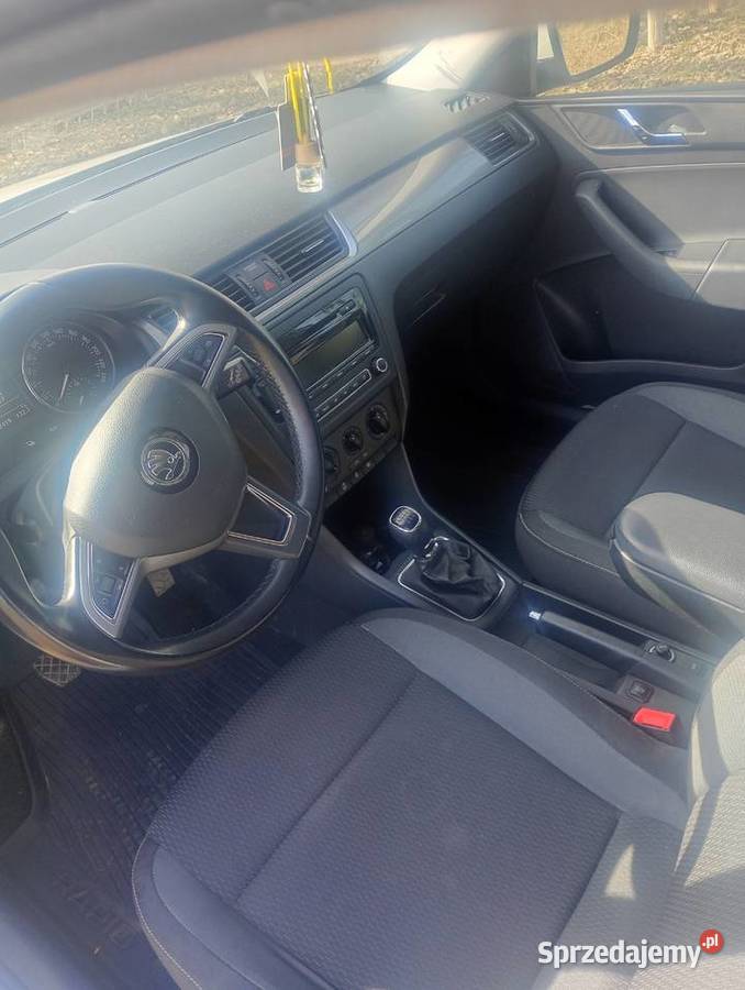 Sprzedam nieuszkodzony Rzędziwojowice