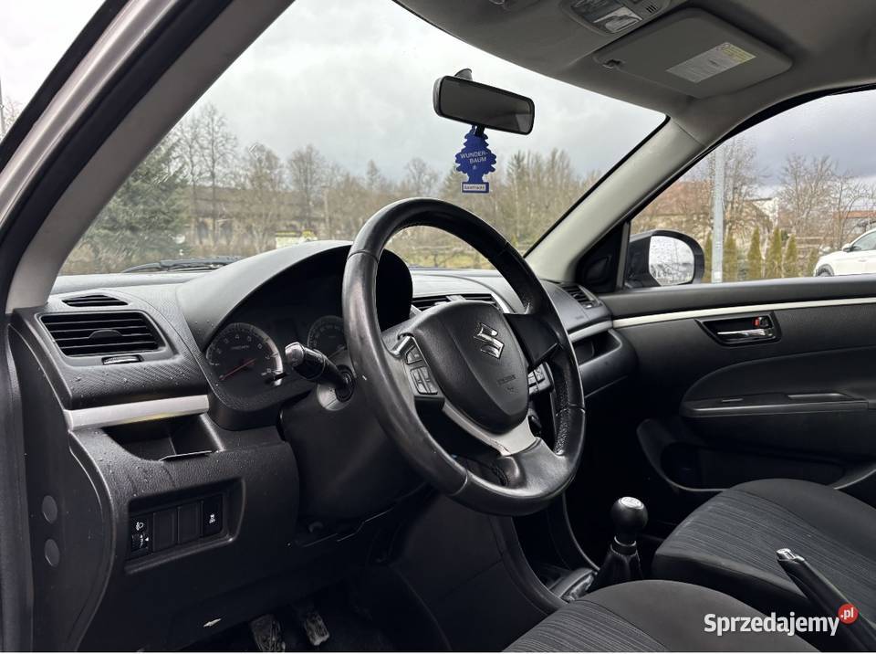 Suzuki Swift 13 91 2013 1300cm3 świętokrzyskie Pińczów