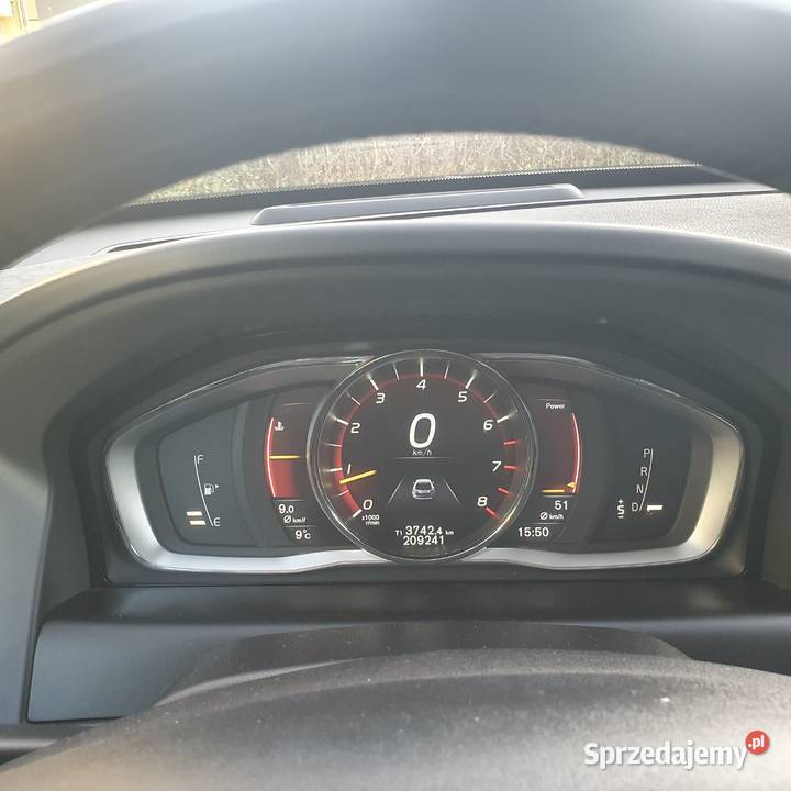 VOLVO XC60 25 T5 254 AWD benzyna Lublin