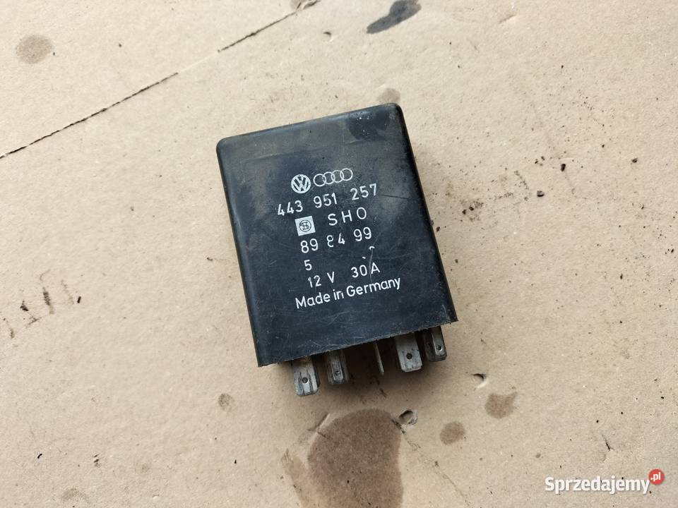 PRZEKAŹNIK 261 443951257 AUDI VW Kamień-Kolonia sprzedam