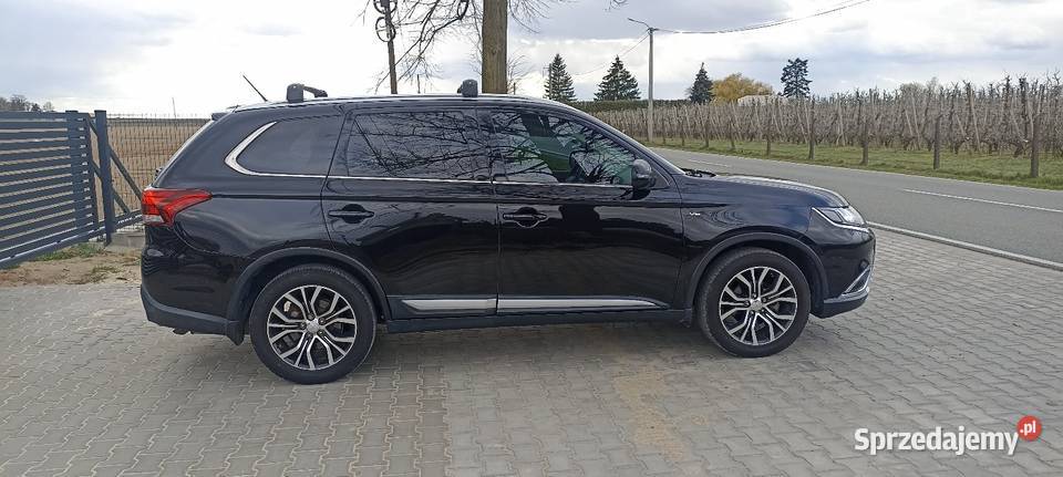 Mitsubishi Outlander 2016